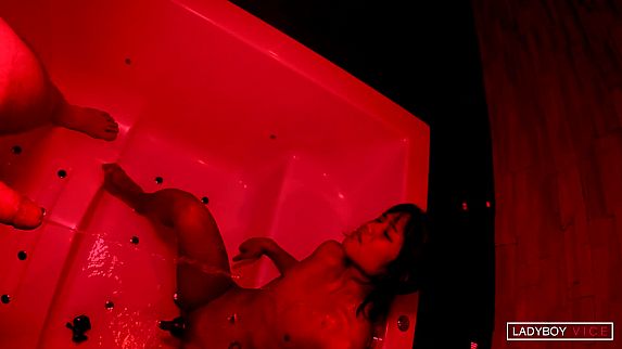 Babyface Femboy Drenched in Piss
